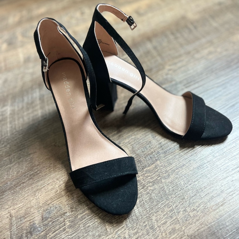 Madden Girl black womens heels size 9